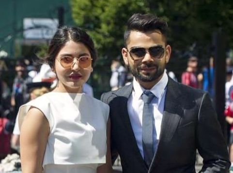 Virat_Kohli_and_Anushka_Sharma_Wimbledon (1).jpg