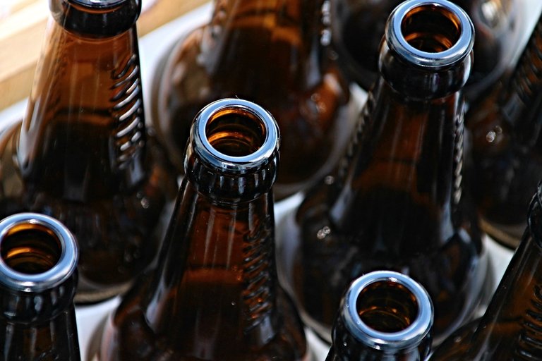 beer-bottles-3151245_1280.jpg