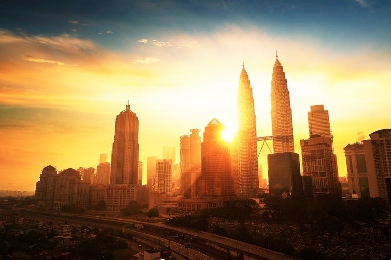 malaysia-petronas-sunset.jpg