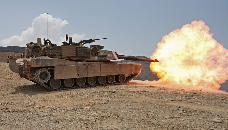1200px-Firing_M1A1_tank_in_Djibouti.jpg