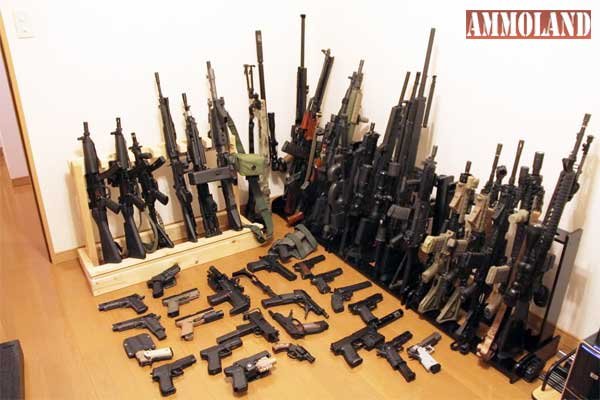 Lots-of-Guns-Firearms.jpg