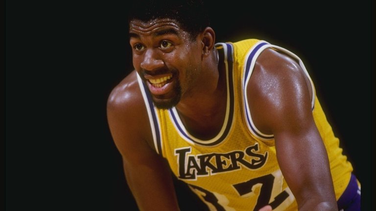 Magic-Johnson-basketball-player-HIV-positive.jpg