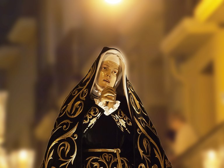 blessed-virgin-mary-379916_1920.jpg