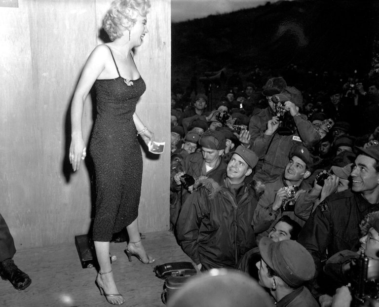 Marilyn_Monroe.jpg