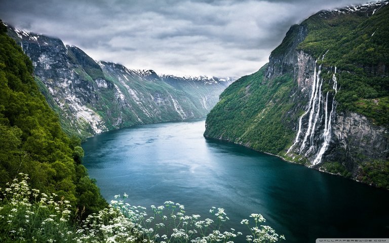 norway_fjord-wallpaper-1152x720.jpg