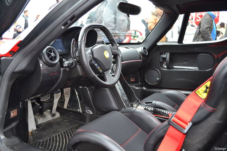 ferrari_enzo_interior_by_sl_cardesign-d5o3slx.jpg