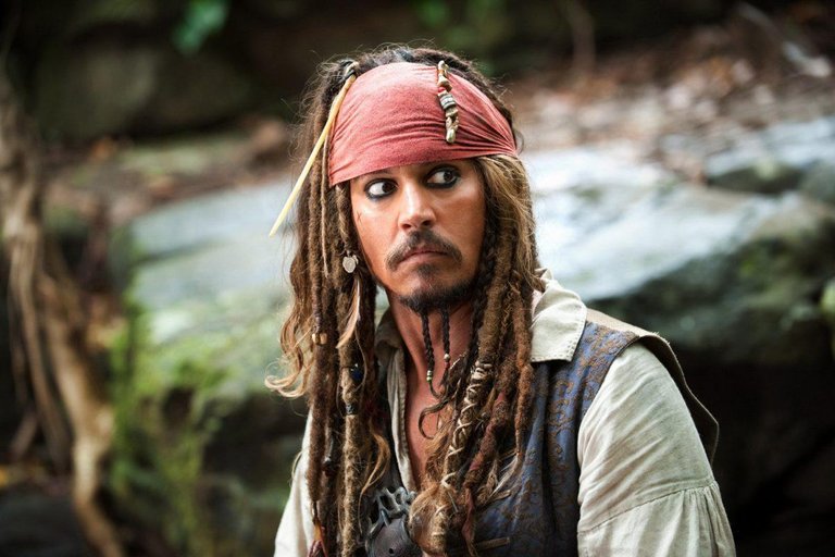 pirates-johnny-depp-jack-sparrow.jpg