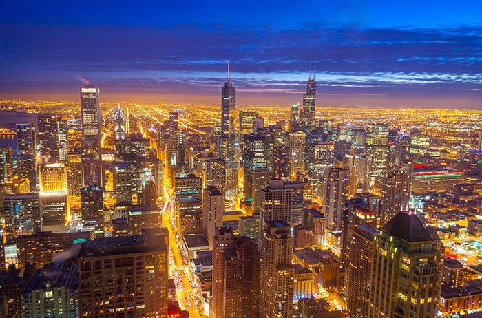 chicago_night_time_skyline_reduced1.jpg