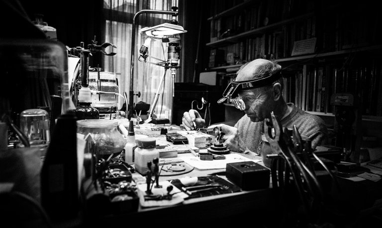 watchMaker-1.jpg