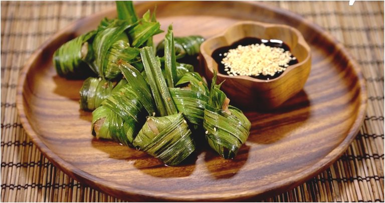 pandan leaf chicken.jpg