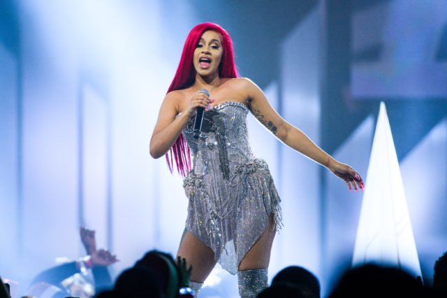 cardi-b-nudes-leaked-1514318190-640x427.jpg