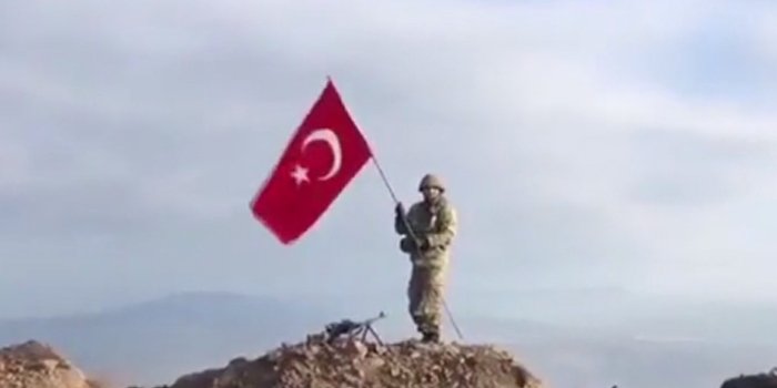 darmık-dağı-türk-bayrağı.jpg