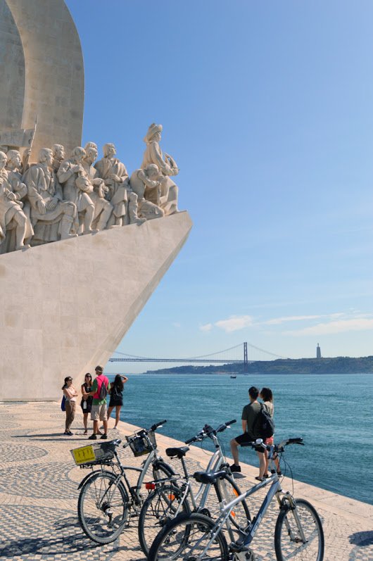 monument-of-discovers-tagus-river-lisbon-belem-bike-tour-1.jpg