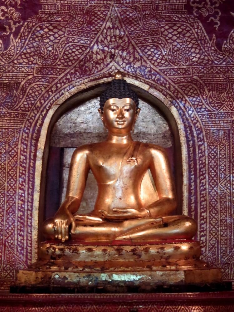 Wat Phra Sing Chiang Mai Thailand 19.jpg