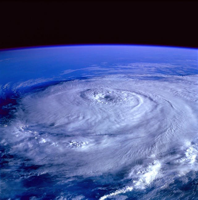 hurricane-earth-satellite-tracking-71116.jpg