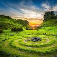 beautiful-landscape-with-sky-and-sunset-skye-scotland_200_cw200_ch200_thumb.jpg