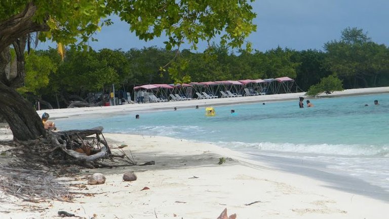 venezuela-cayo-boca-seca-beach-white-sand.jpg