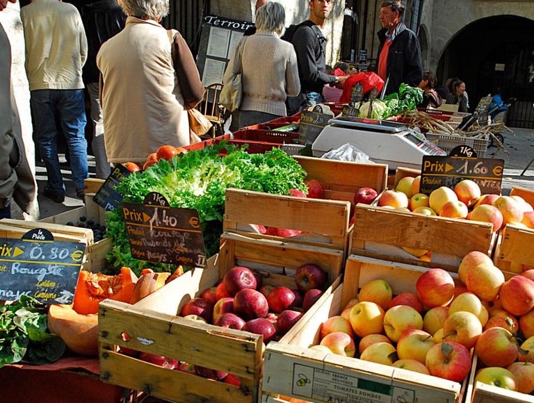 marche-uzes-pommes_paragraphe_image_1_sur_1.jpg