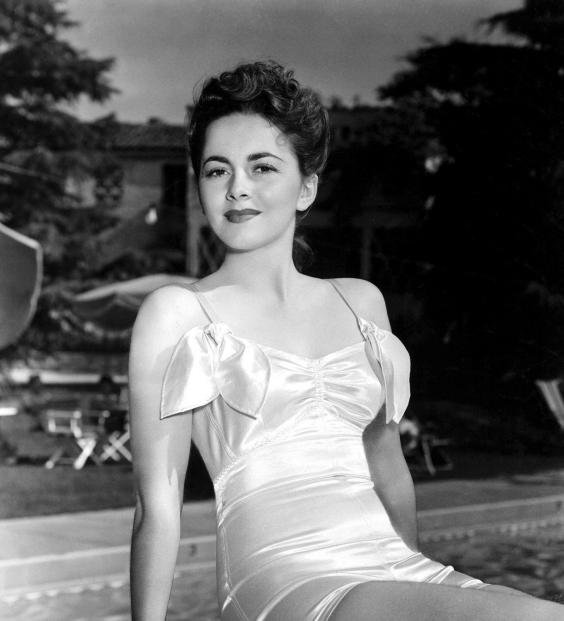 Olivia_DeHavilland-2.JPG