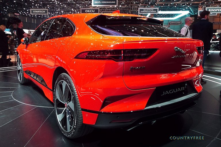 jaguar-ipace-2.jpg