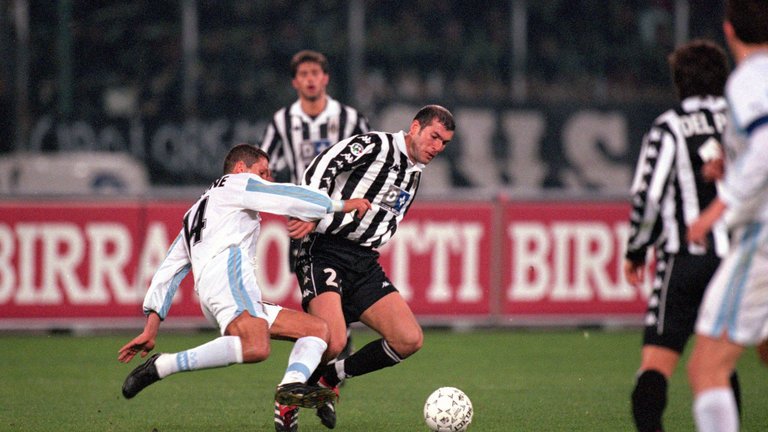 zinedine-zidane-juventus-lazio-diego-simeone_3395682.jpg