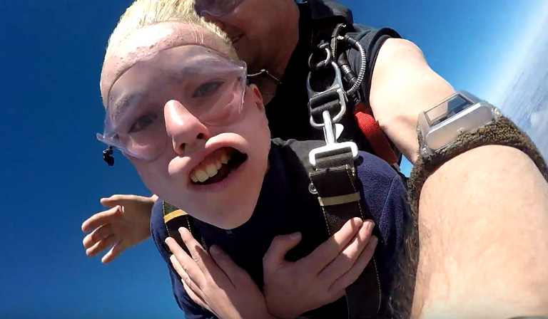 skydive face.PNG
