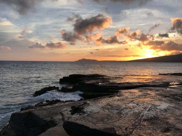 Diamond Head Sunset.JPG