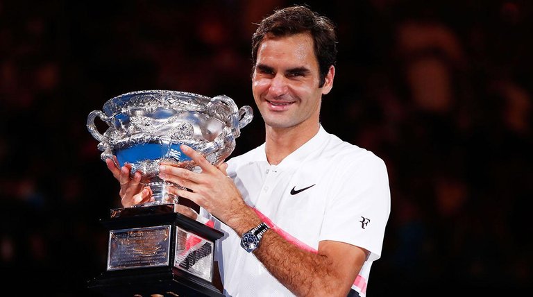 roger-federer-trophy-reacts-lead.jpg