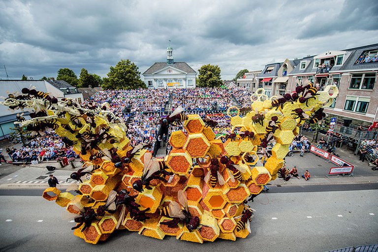 flower-sculpture-parade-corso-zundert-2016-netherlands-65.jpg