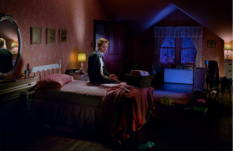 014-gregory-crewdson-theredlist.png