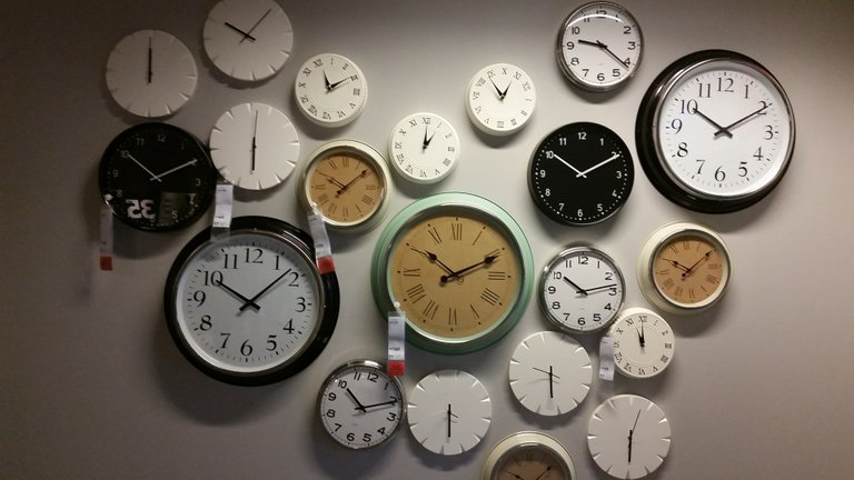 wall-clocks-534267_1920.jpg