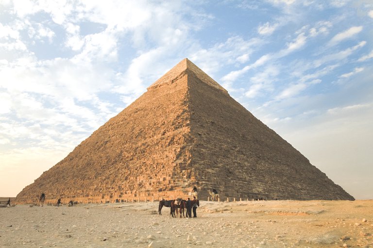 pyramid.jpg