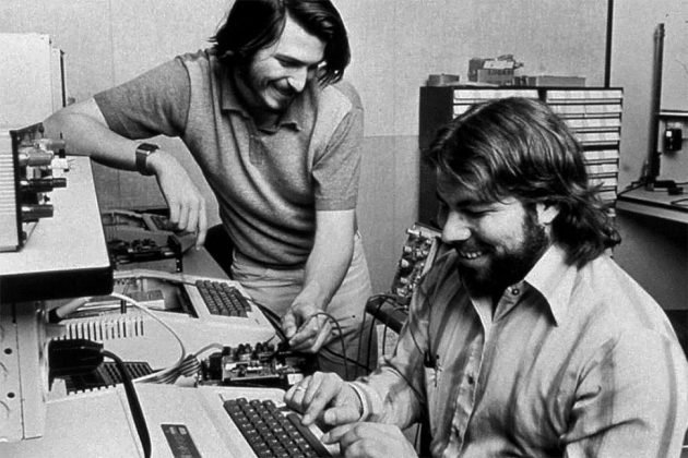 apple-garage-steve-jobs-wozniak-630x420 (1).jpg