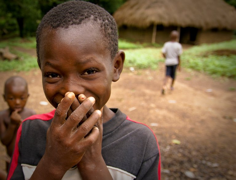 happy-smiling-kids-sierra-leone-masanga-3.jpg