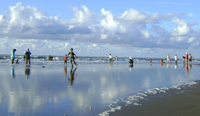 PANTAI ULEE RUBEIK.jpg