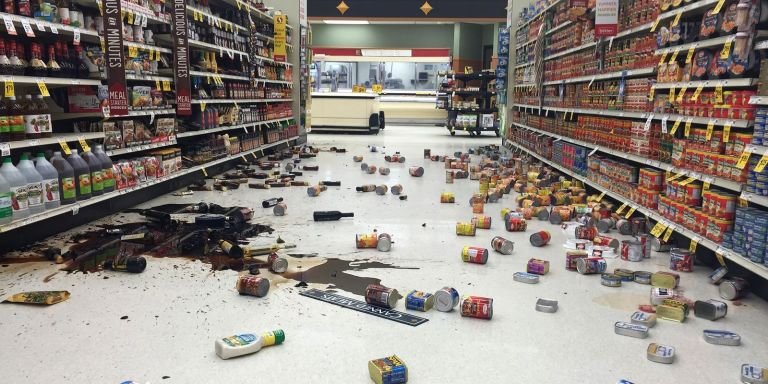 635892368067240915-AP-Alaska-Earthquake-001.jpg