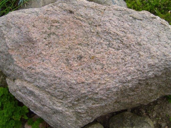stone-marble-rock-725x544.jpg