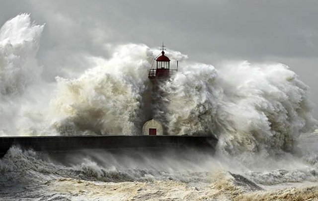 Storm-hurricane-wind-coast-getty.jpg