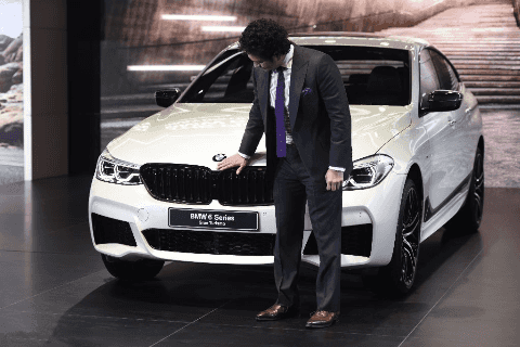 Sachin Tendulkar, the former cricket player in India, unveiled an auto show in I.png