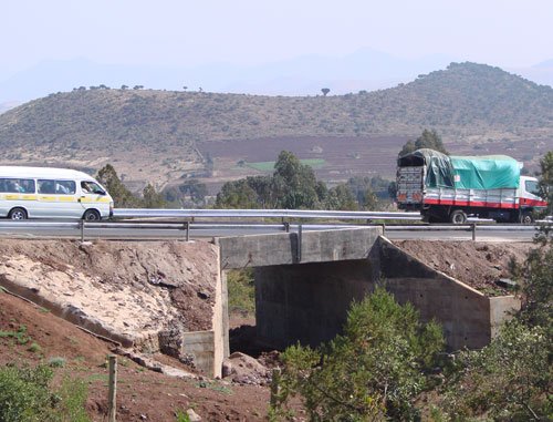 RTEmagicC_Underpass-and-cars.jpg.jpg