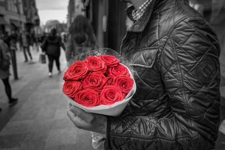 bouquet-roses-colorful-floral-Med_1280x853.jpeg