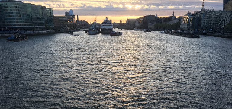 thames-sunset.JPG