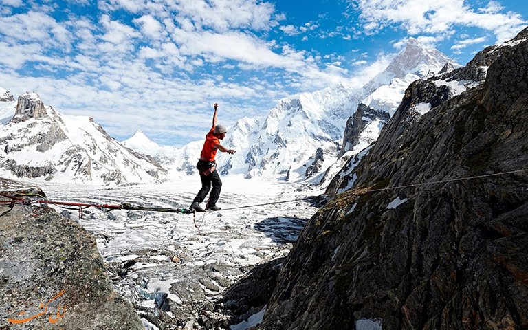 slacklining.jpg