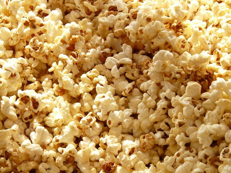 popcorn-52158_1280.jpg