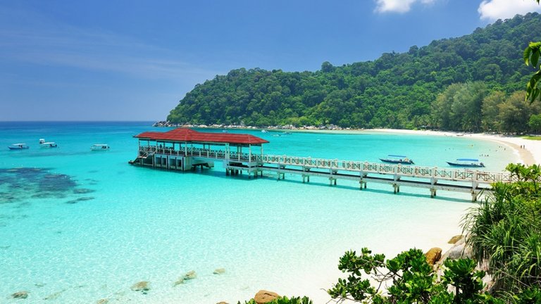 perhentian-islands-beach-815x458.jpg