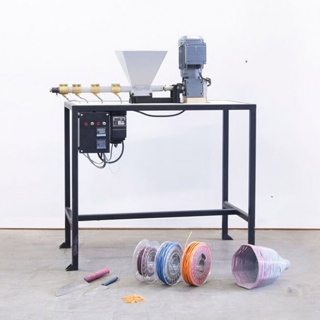 plastic-recycling-machines-dave-hakkens-netherlands-green-design_dezeen_1568_10-1-644x644.jpg