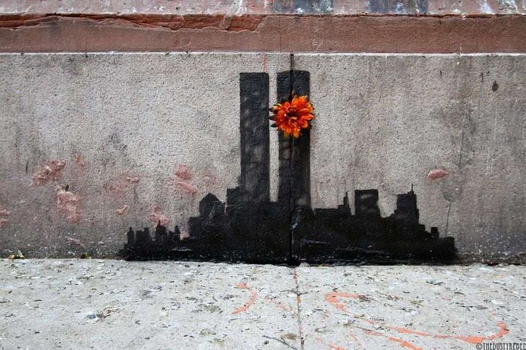 Banksys-Tribute-to-911-via-lauajul-dk.jpg