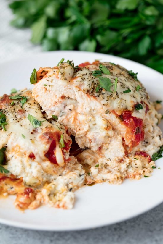 Lasagna-Stuffed-Chicken-1-2-e1496872531789.jpg