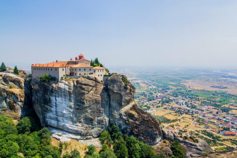 Los monasterios de Meteora, Grecia.jpg