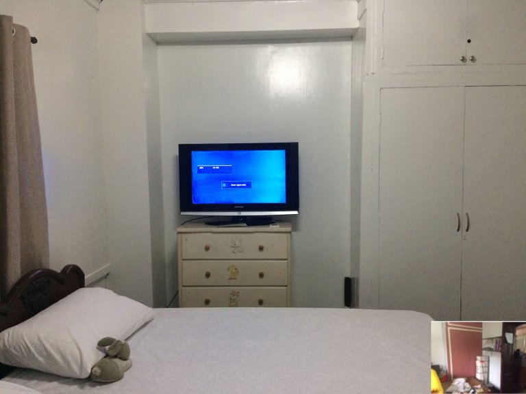 bedroom2.jpg